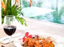 Villa Shalimar Cantik, Romantic dining by the pool
